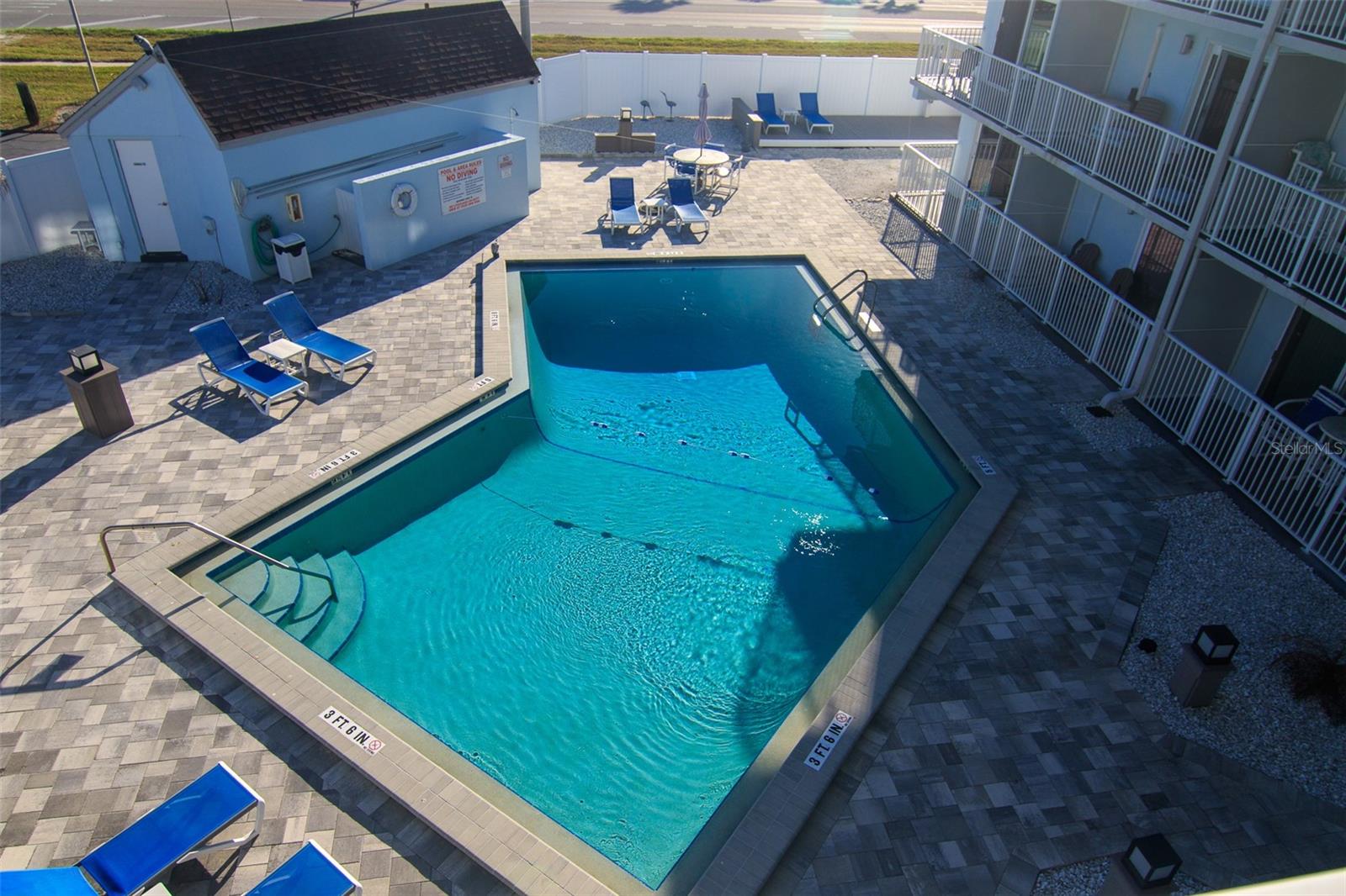 MARINERS COVE CONDO - Residential