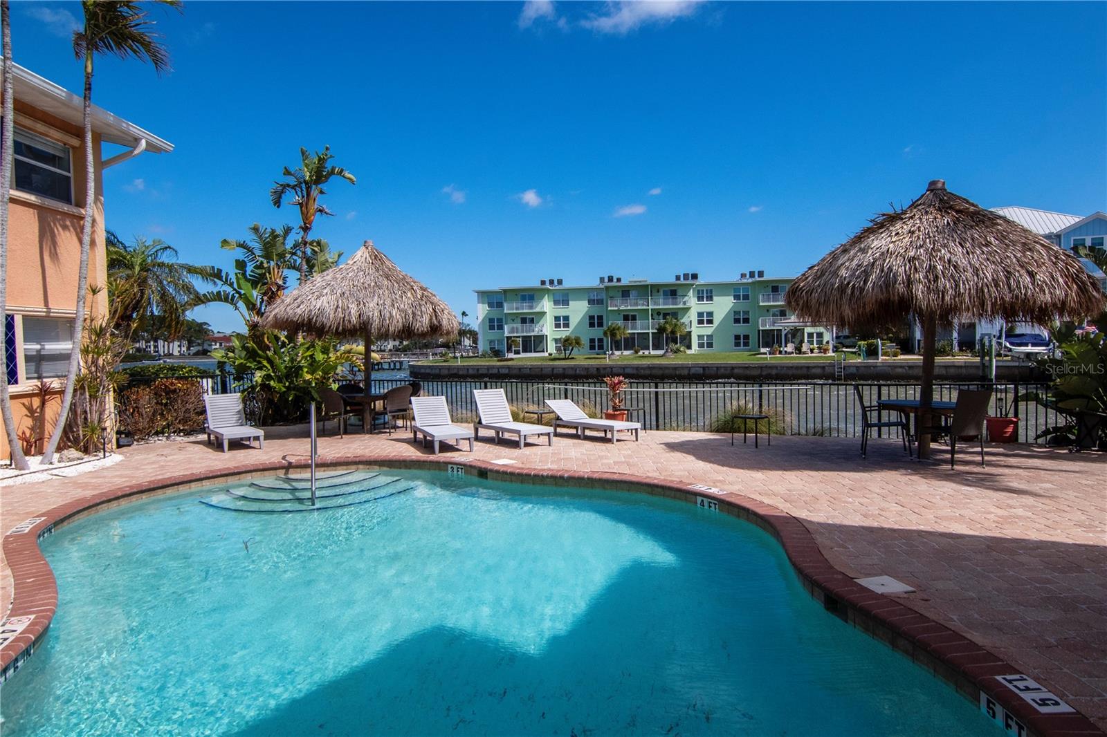 COCONUT VILLAS OF DUNEDIN CONDO - Residential