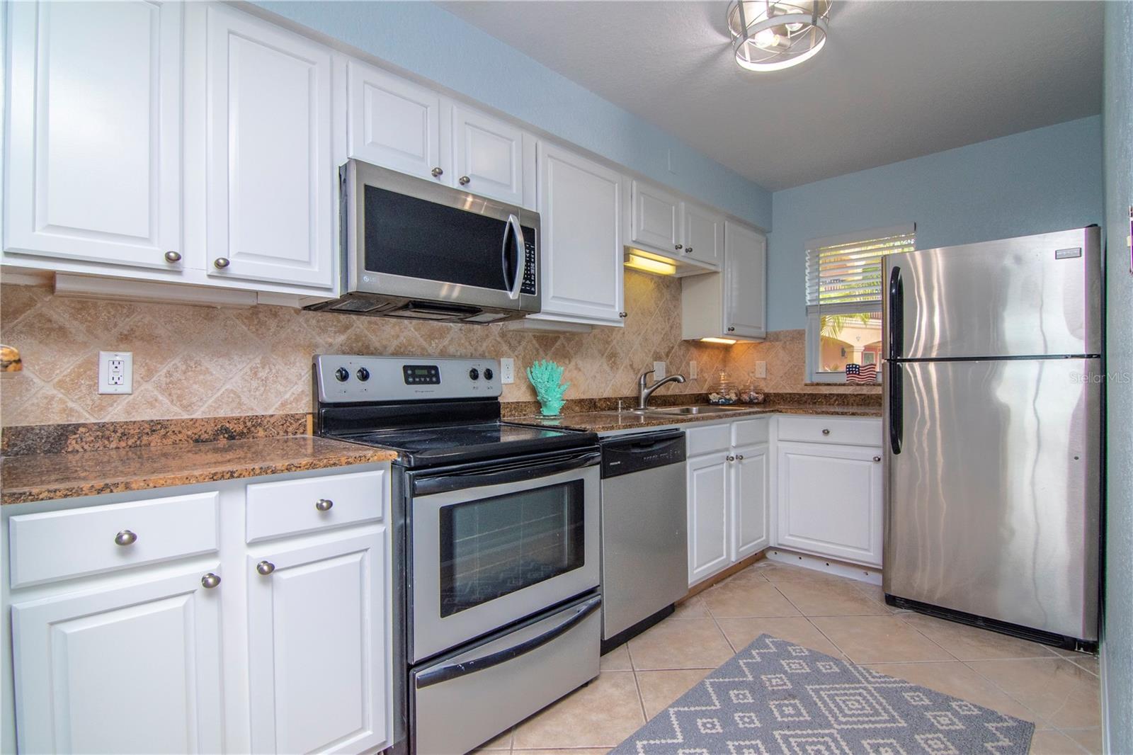 COCONUT VILLAS OF DUNEDIN CONDO - Residential