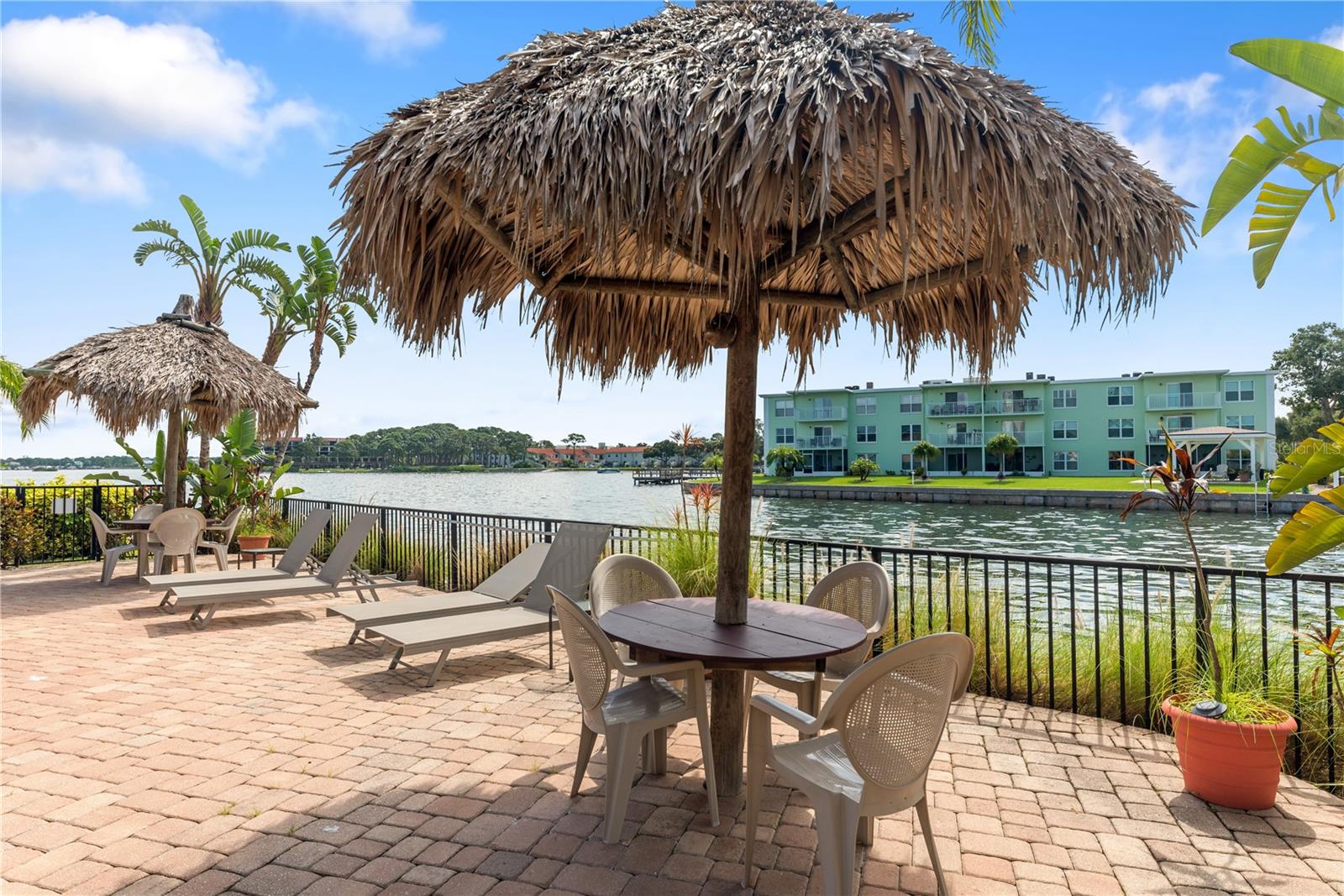 COCONUT VILLAS OF DUNEDIN CONDO - Residential