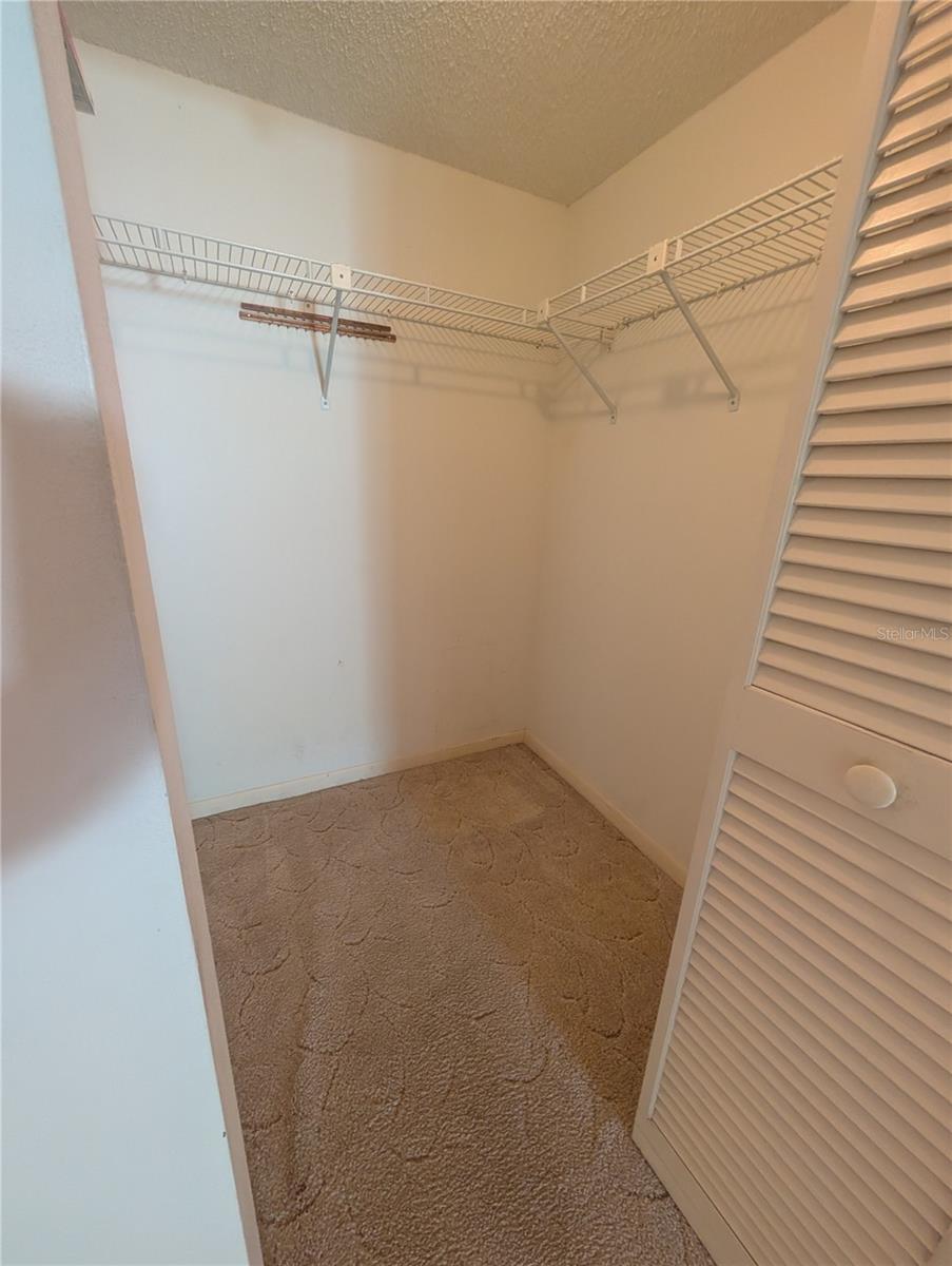 HARSHAW LAKE PARK CONDO - Residential