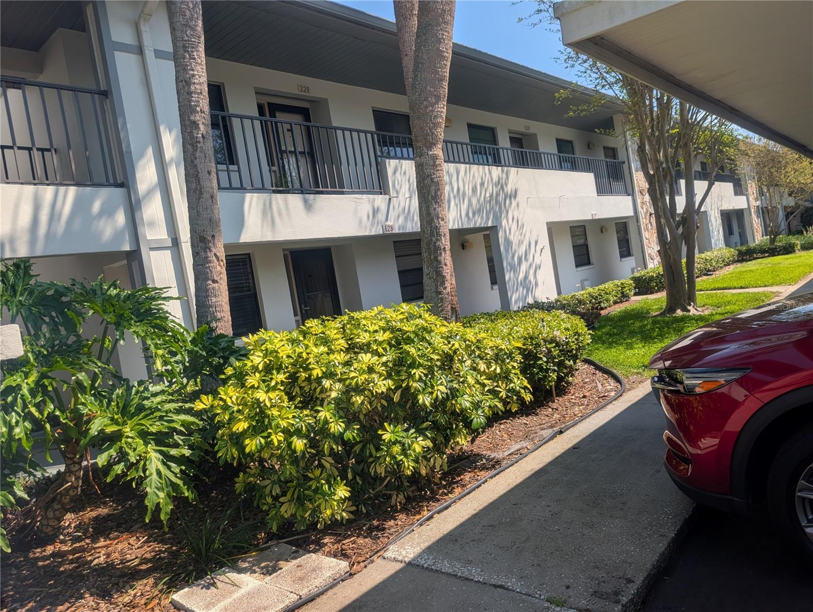 HARSHAW LAKE PARK CONDO - Residential