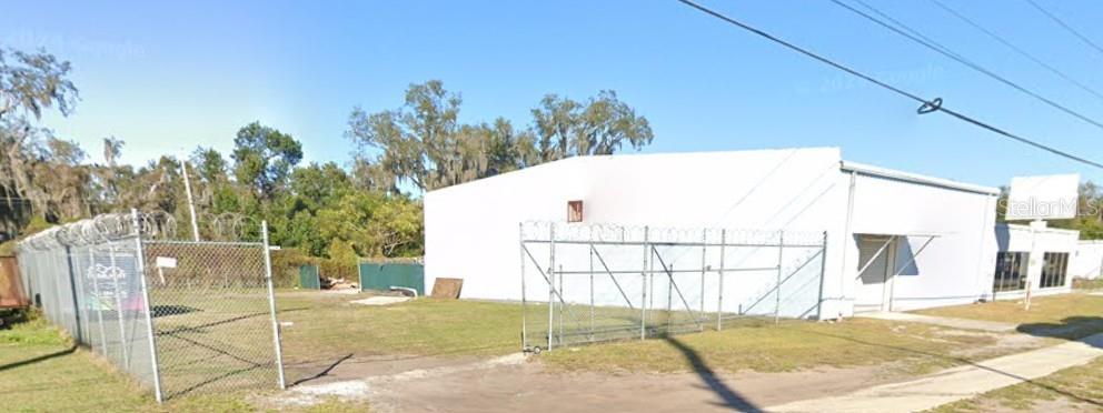 1512 E GARY ROAD