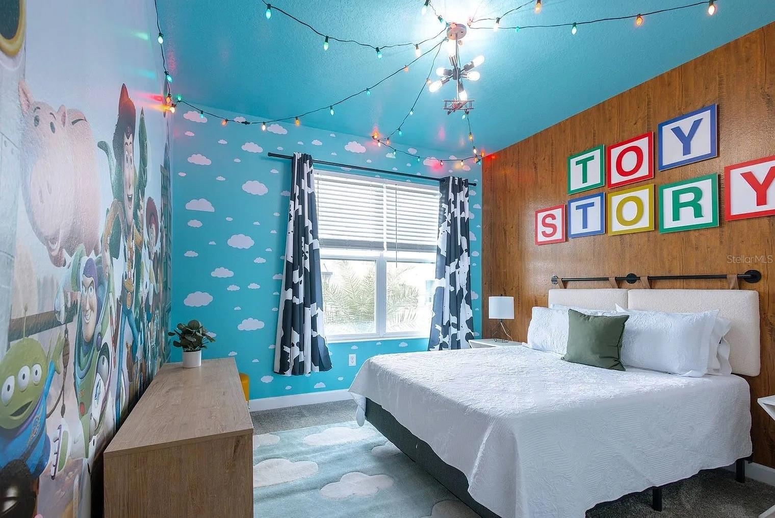 COVE AT STOREY LAKE 4 - Residential