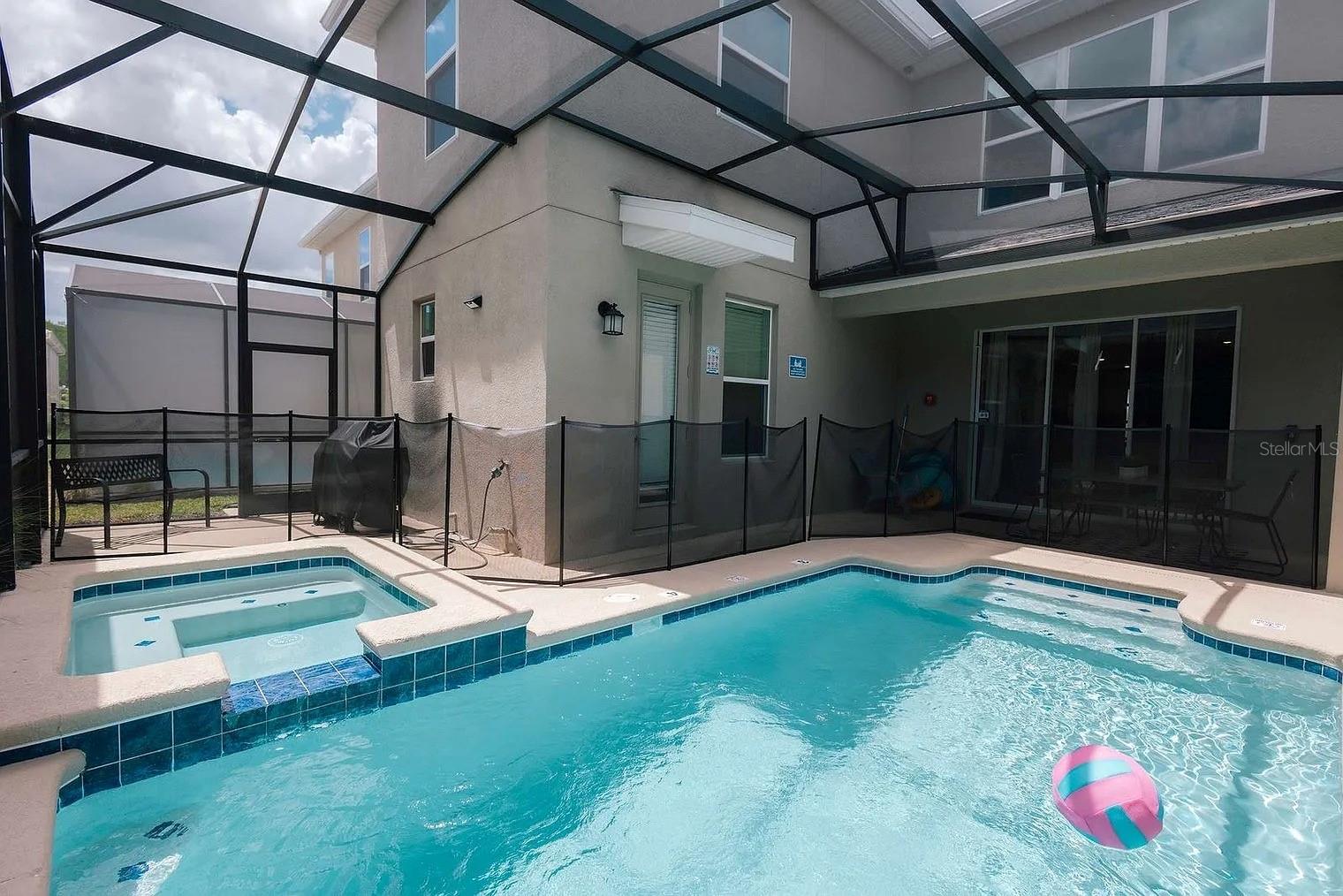 COVE AT STOREY LAKE 4 - Residential