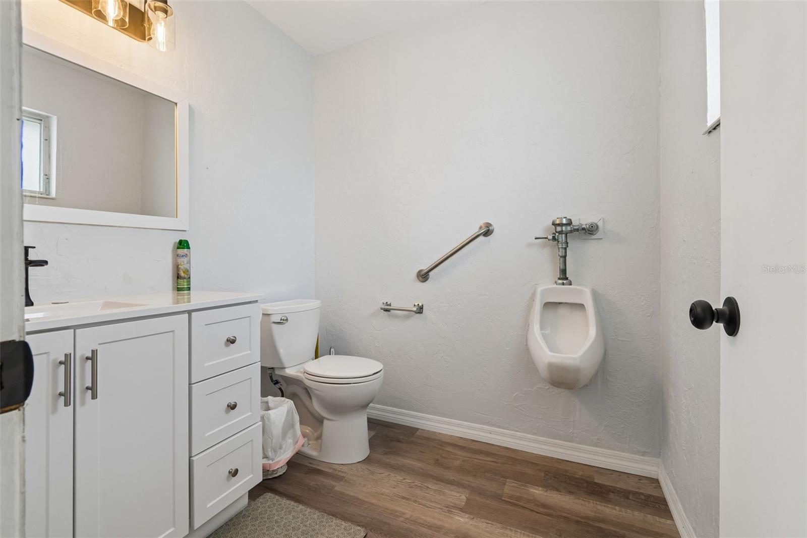 VILLAGER APTS - Residential