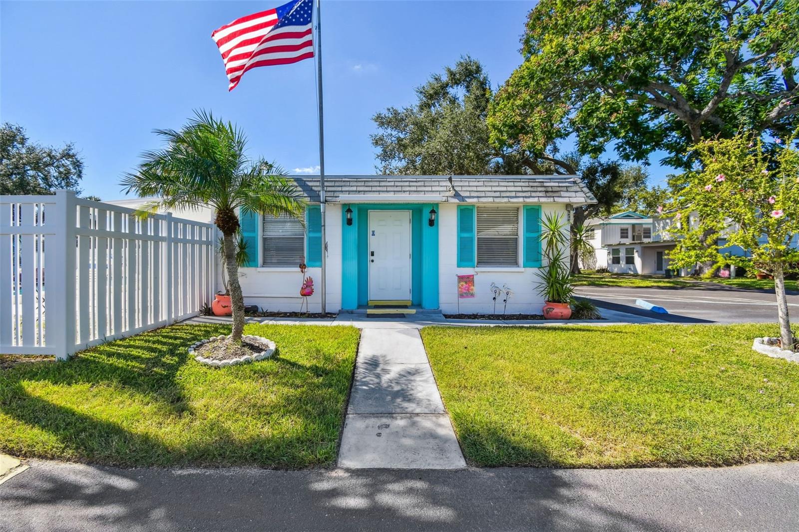 VILLAGER APTS - Residential