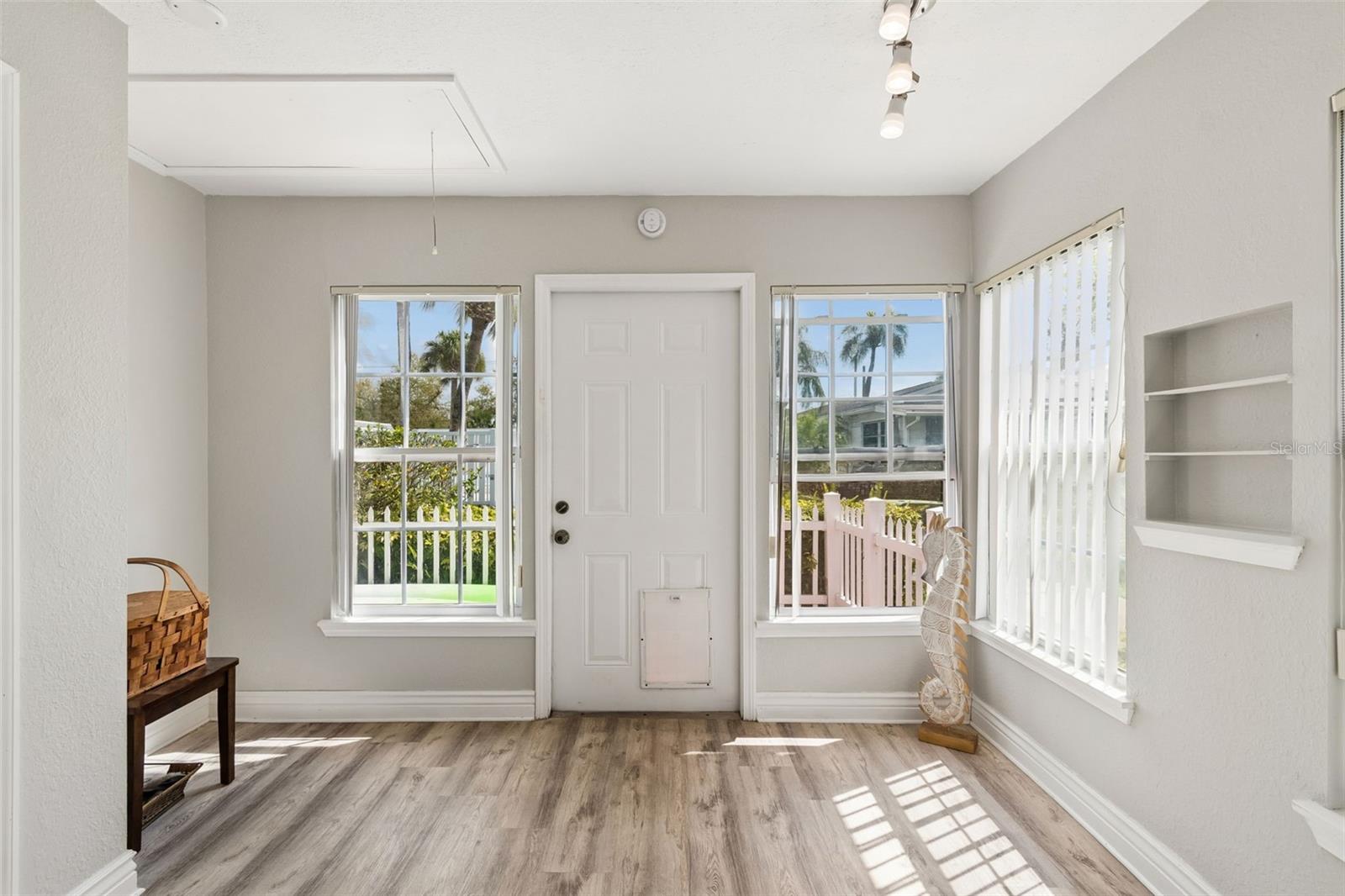 VILLAGER APTS - Residential