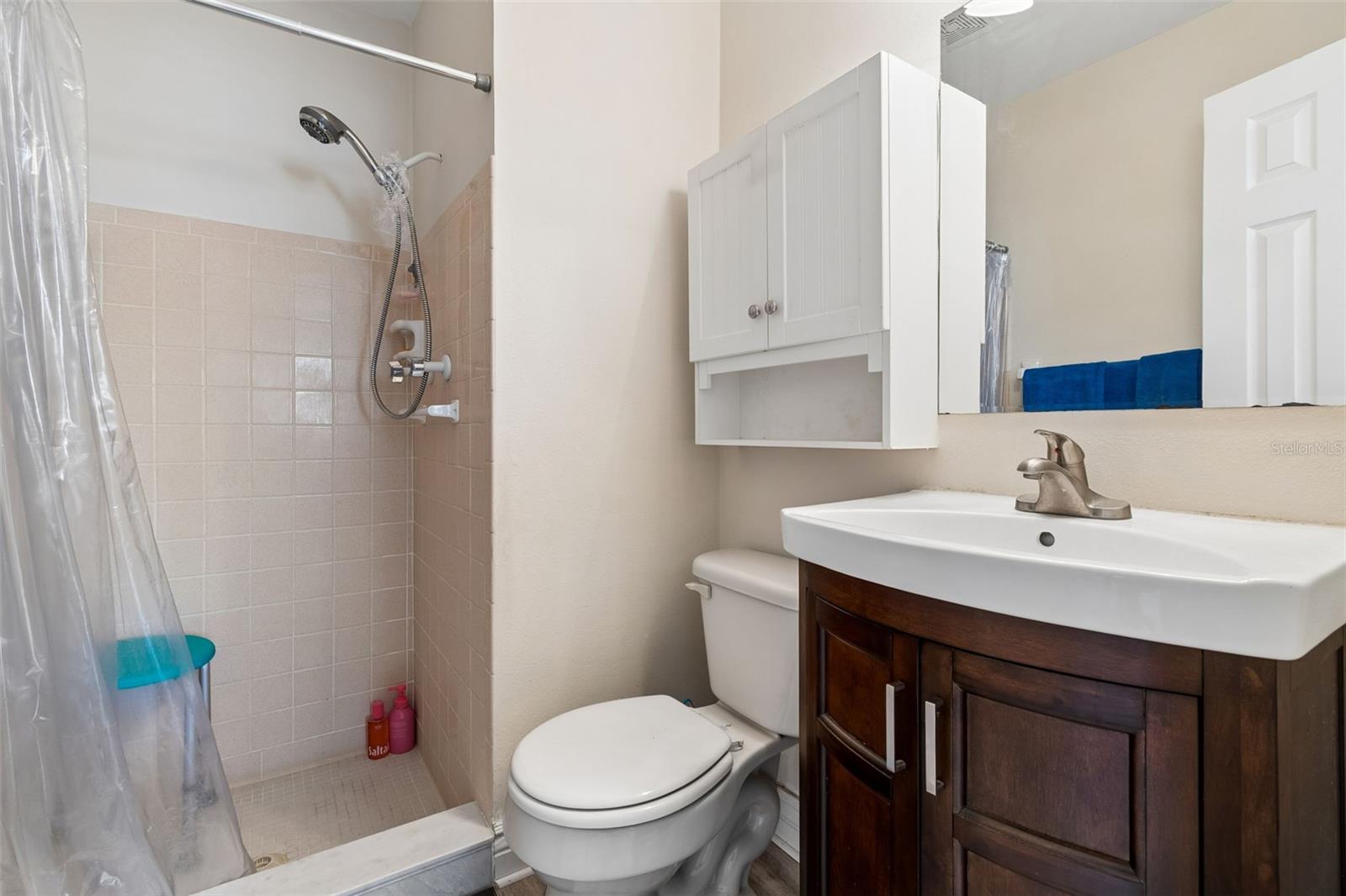 VILLAGER APTS - Residential