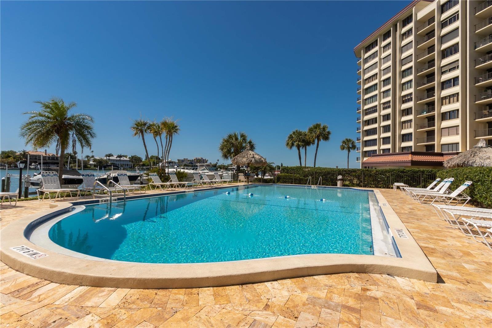 736 ISLAND WAY CONDO - Residential