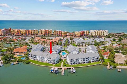 123 YACHT CLUB CIRCLE NORTH REDINGTON BEACH FL 33708