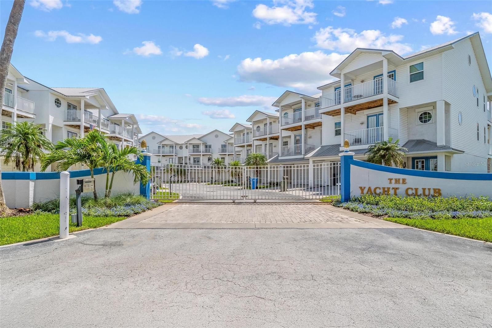 123 YACHT CLUB CIRCLE