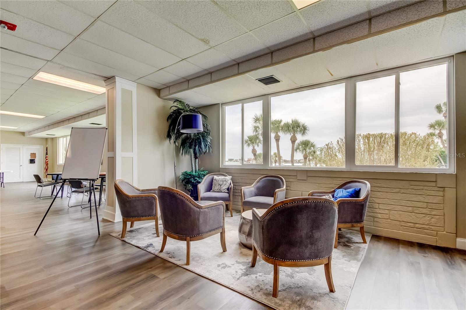 HARBOUR CLUB CONDO - Residential