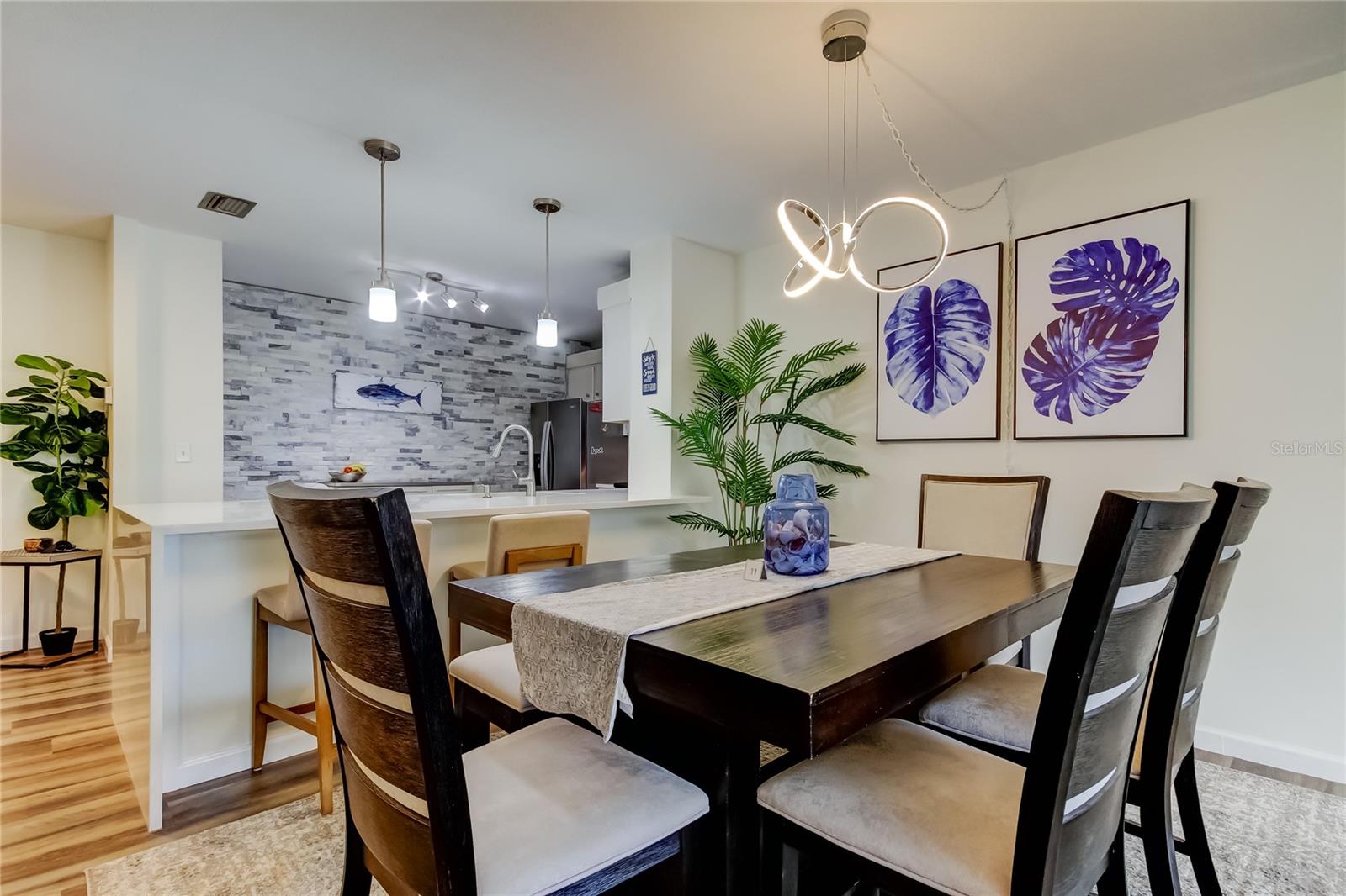 HARBOUR CLUB CONDO - Residential