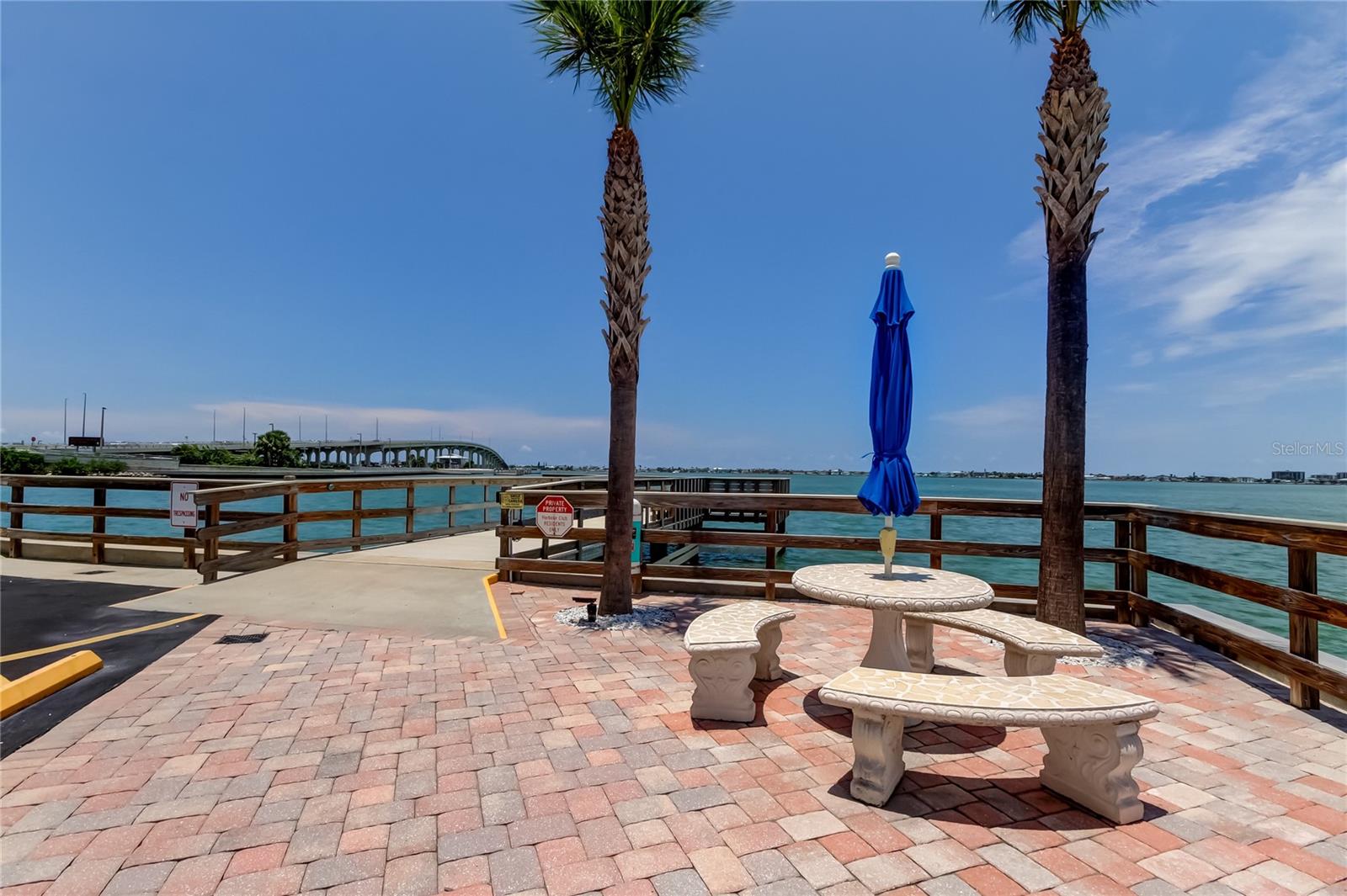 HARBOUR CLUB CONDO - Residential