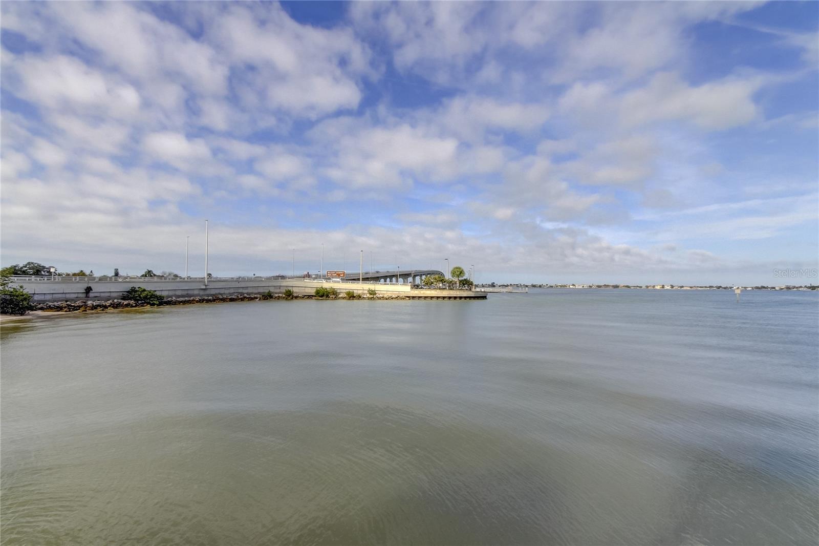 HARBOUR CLUB CONDO - Residential