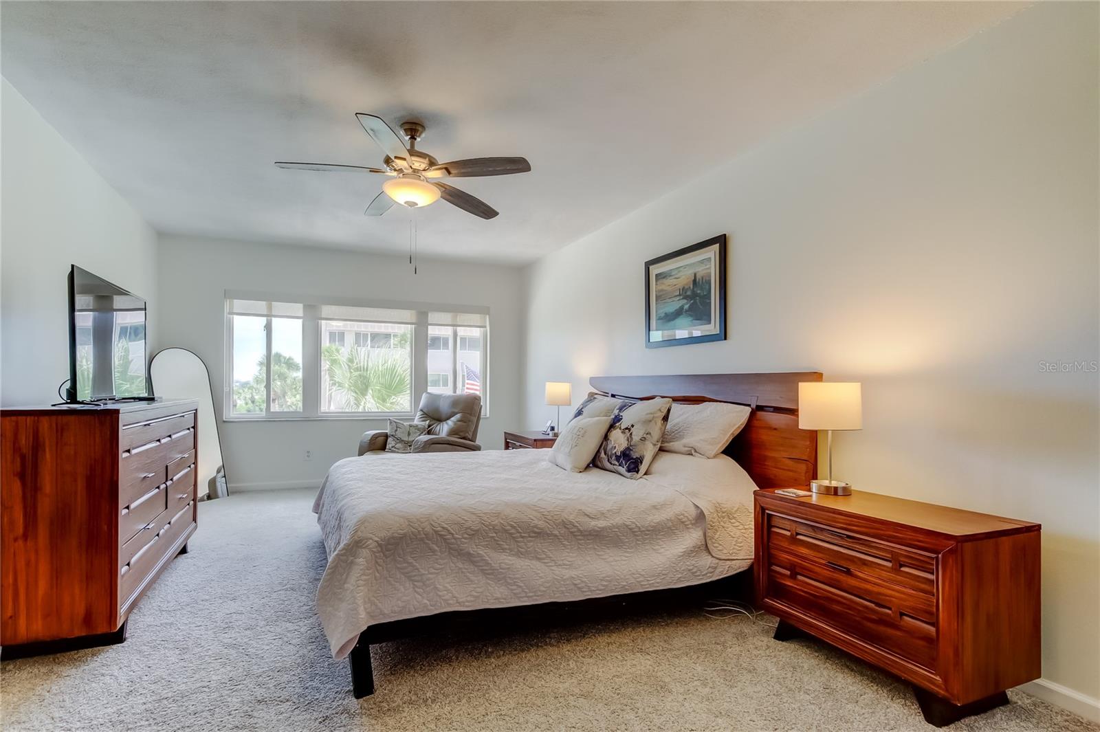 HARBOUR CLUB CONDO - Residential