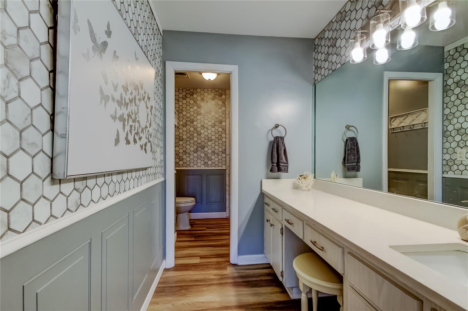 HARBOUR CLUB CONDO - Residential