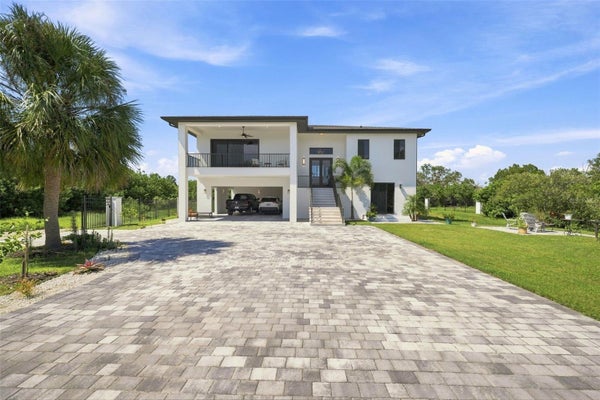 5035 BAY BLVD, PORT RICHEY, FL 34668 - Image ee99bff2892b02d628fbbbb09ed2e8d4/1130506649