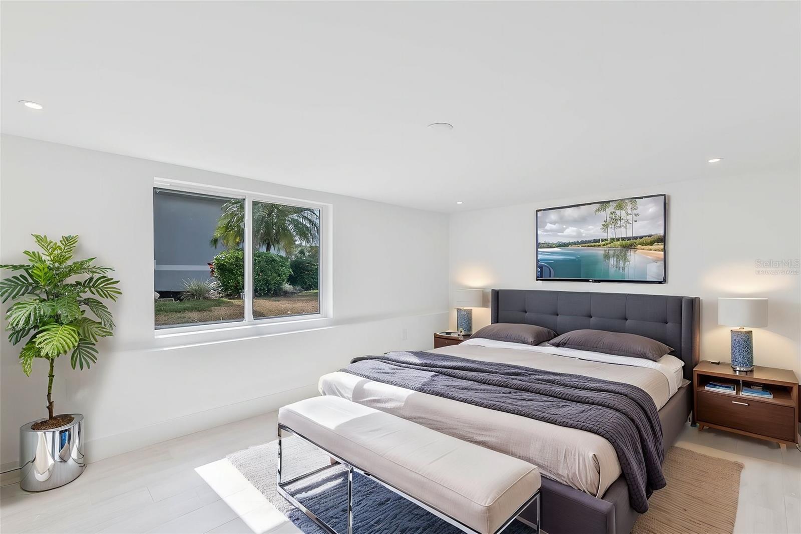 NEW SMYRNA BEACH - Residential Income