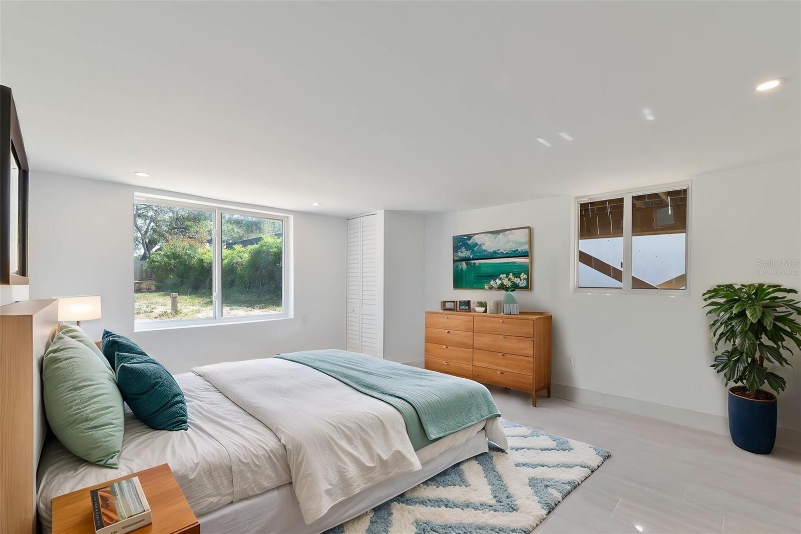 NEW SMYRNA BEACH - Residential Income