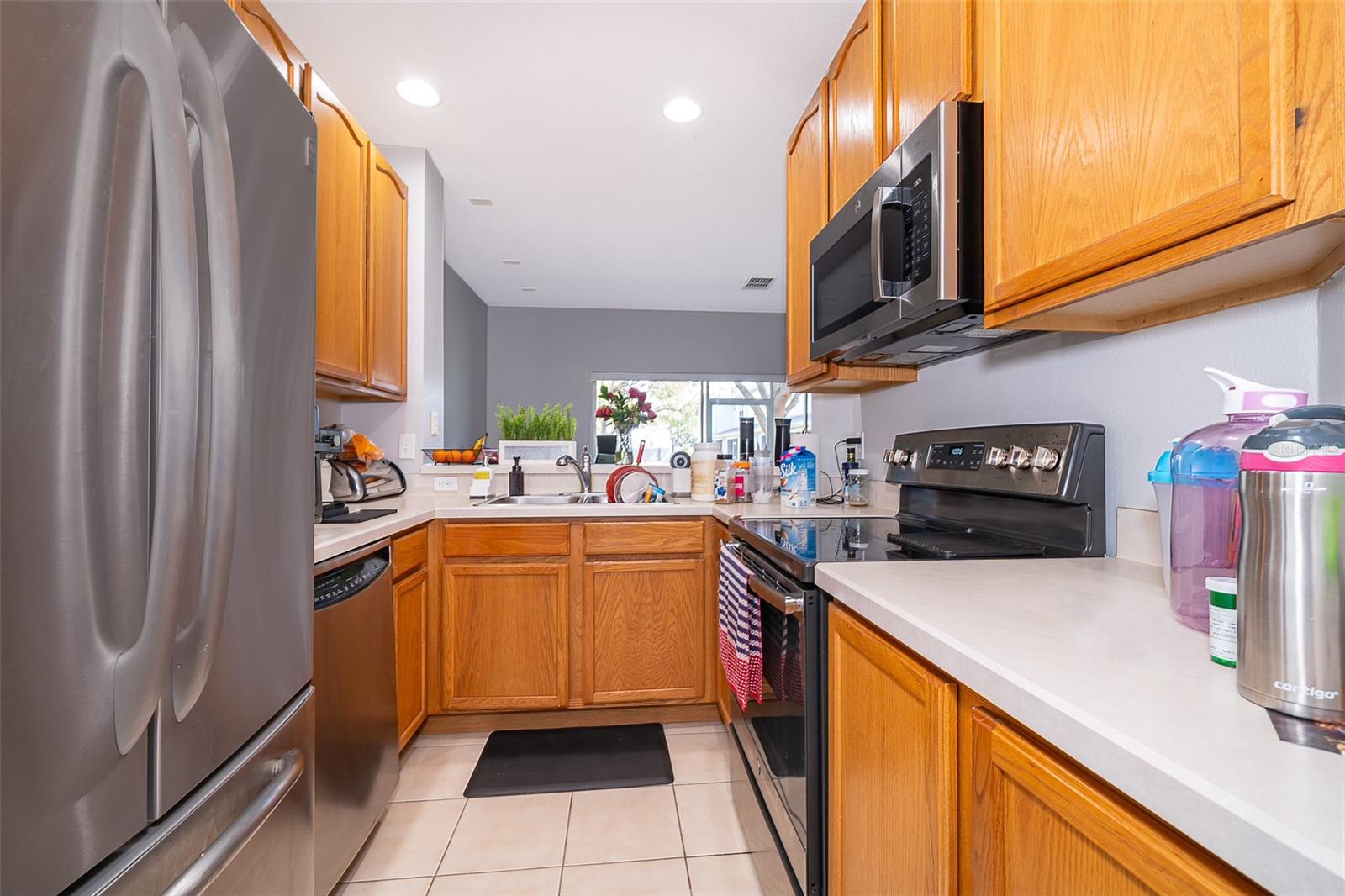 SAVANNAH PINES CONDO - Residential Lease