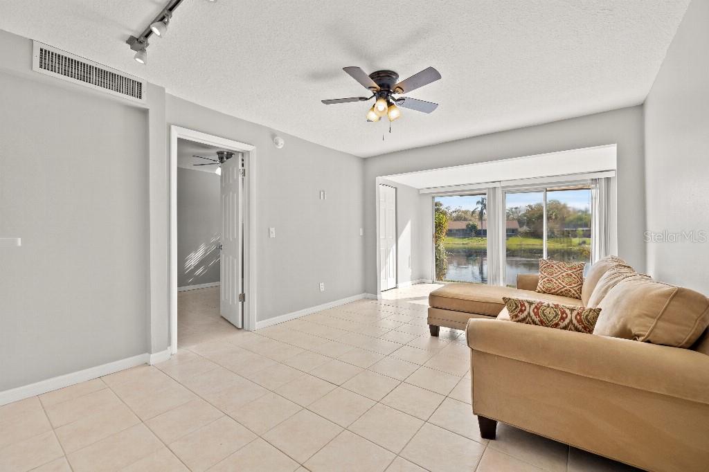 10423 CARROLLBROOK CIRCLE 102