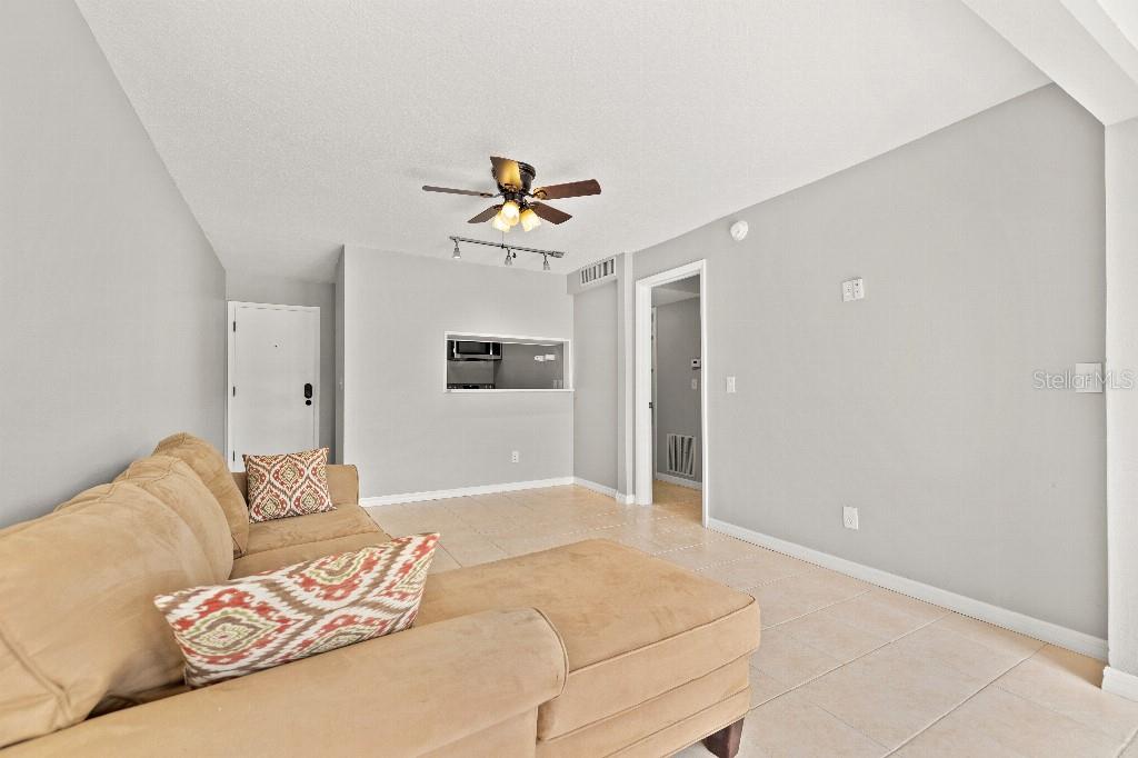 10423 CARROLLBROOK CIRCLE 102