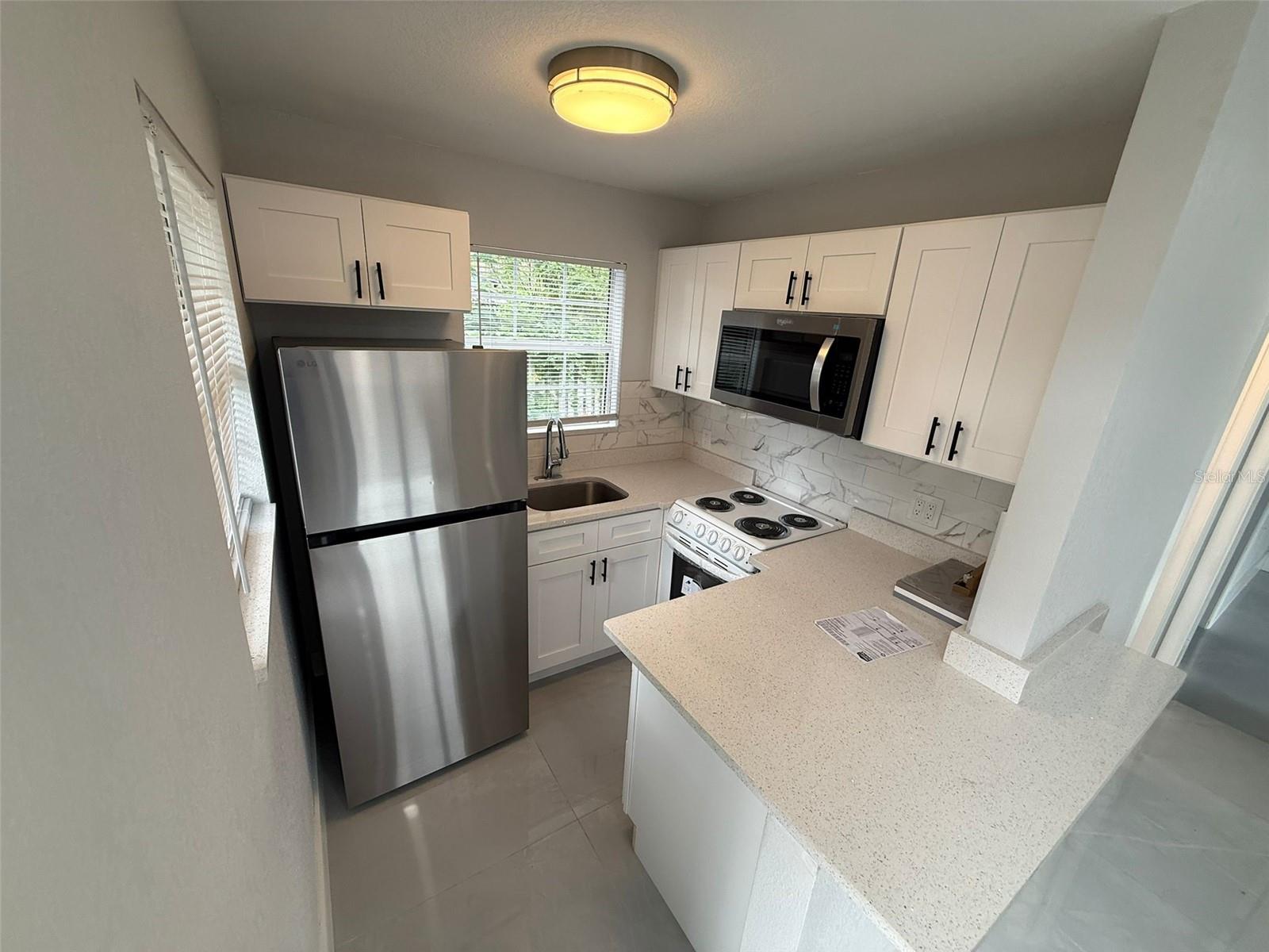 This beautifully updated 1-bedroom, 1-bathroom home features brand-new appliances, modern finishes, and an open floor plan filled with natural light. Enjoy a stylish kitchen and updated bathroom. Located minutes from downtown St. Pete, Gulfport, and top beaches—don’t miss this move-in-ready gem.