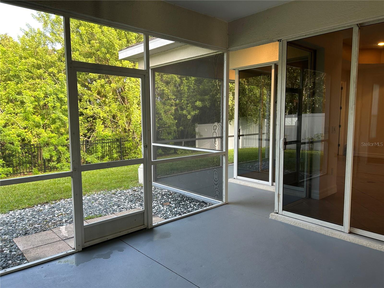 ASHLEY TRACE AT UNIVERSITY PLACE - Residential Lease