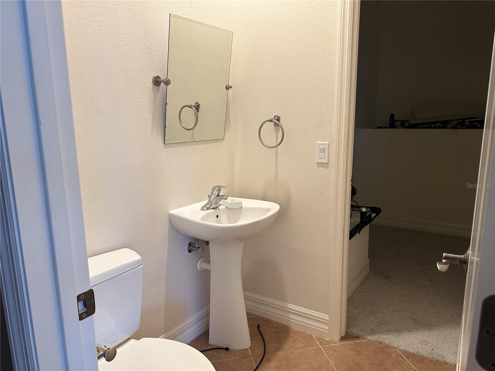 ASHLEY TRACE AT UNIVERSITY PLACE - Residential Lease