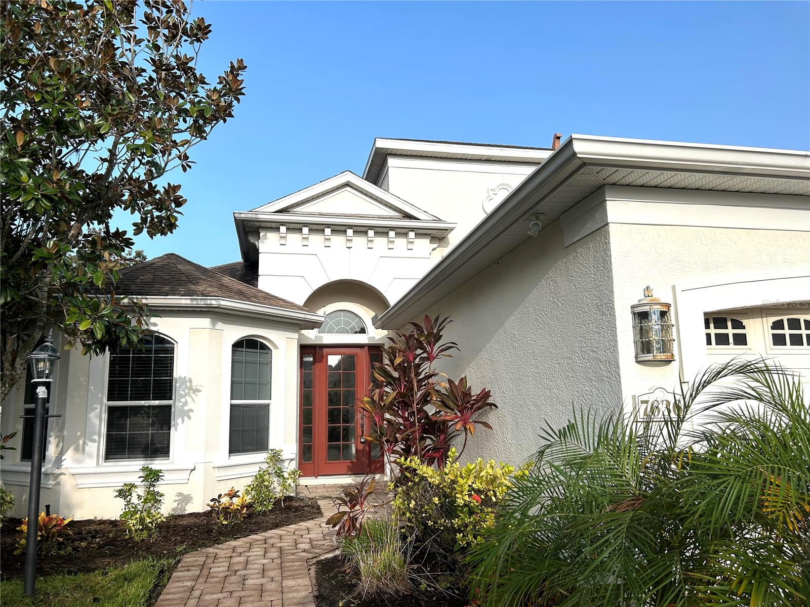 ASHLEY TRACE AT UNIVERSITY PLACE - Residential Lease