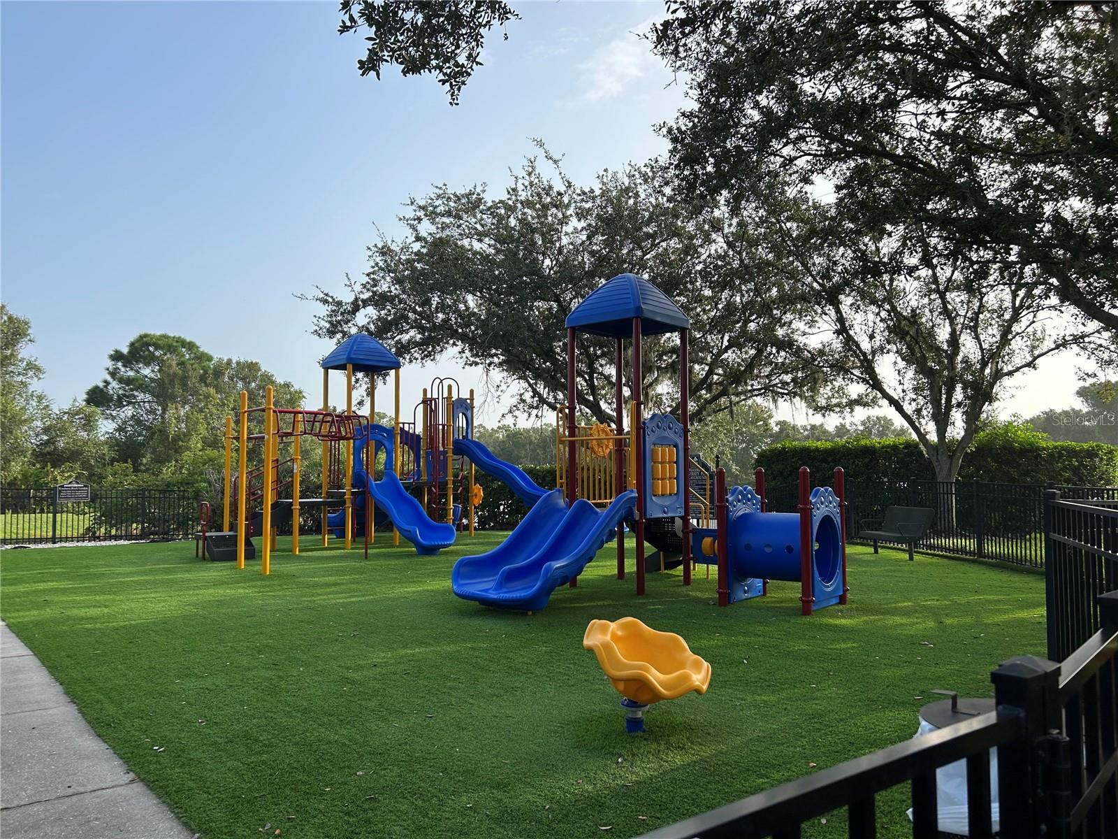 ASHLEY TRACE AT UNIVERSITY PLACE - Residential Lease