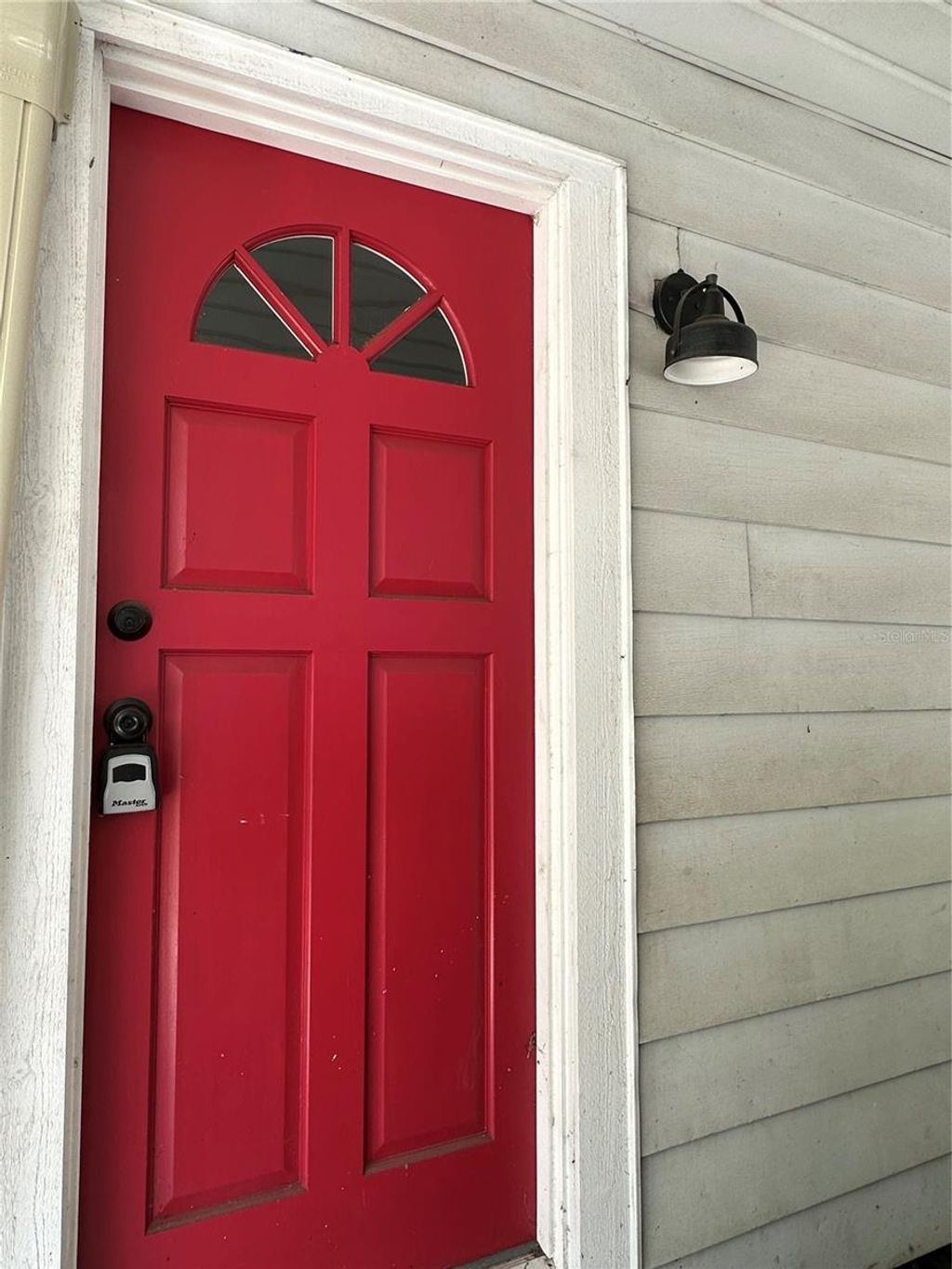 Photo of 4713 Thorpe Avenue, Orlando, FL 32804 (MLS # O6399126)