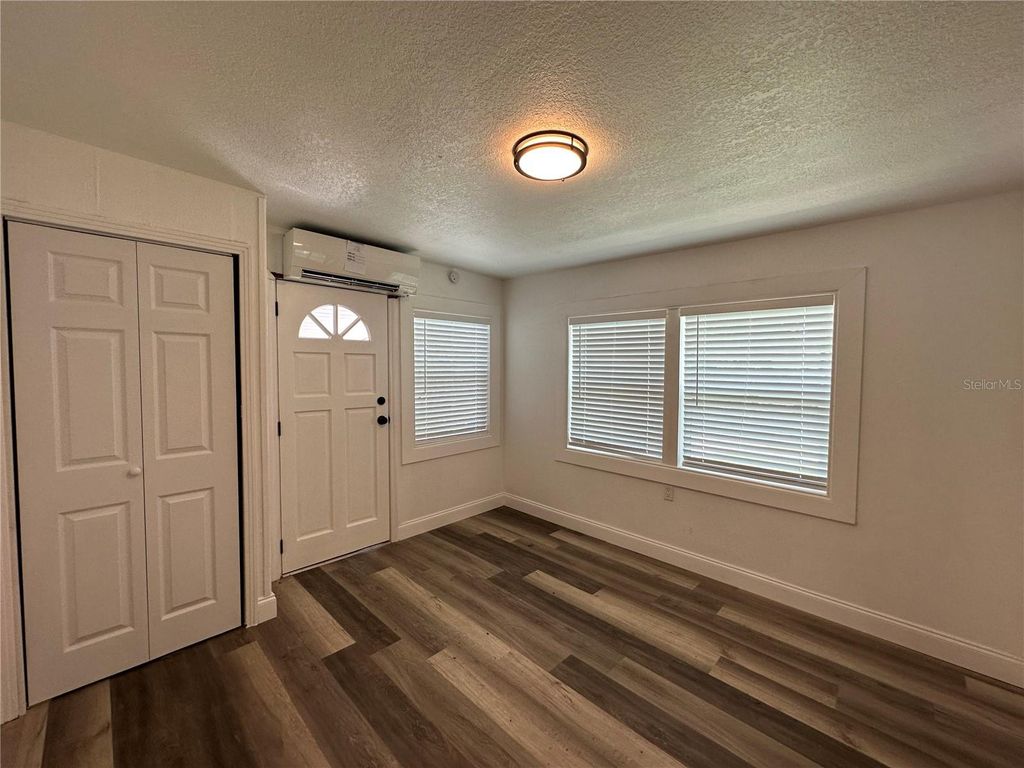 Photo of 4713 Thorpe Avenue, Orlando, FL 32804 (MLS # O6399126)