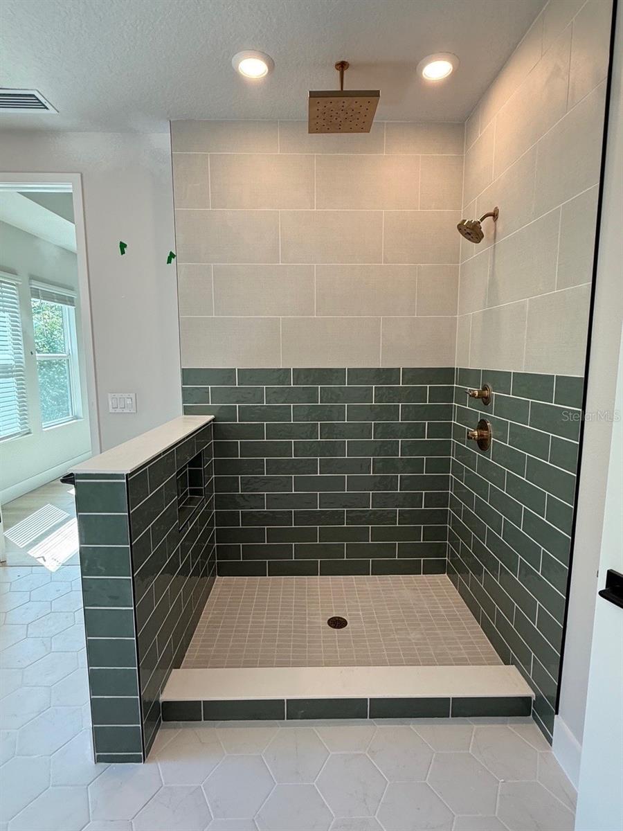 BAYHILL ESTATES 2ND ADDITION - Residential