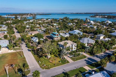 Photo of 641 Broadway Street, Longboat Key, FL 34228 (MLS # A4672996)