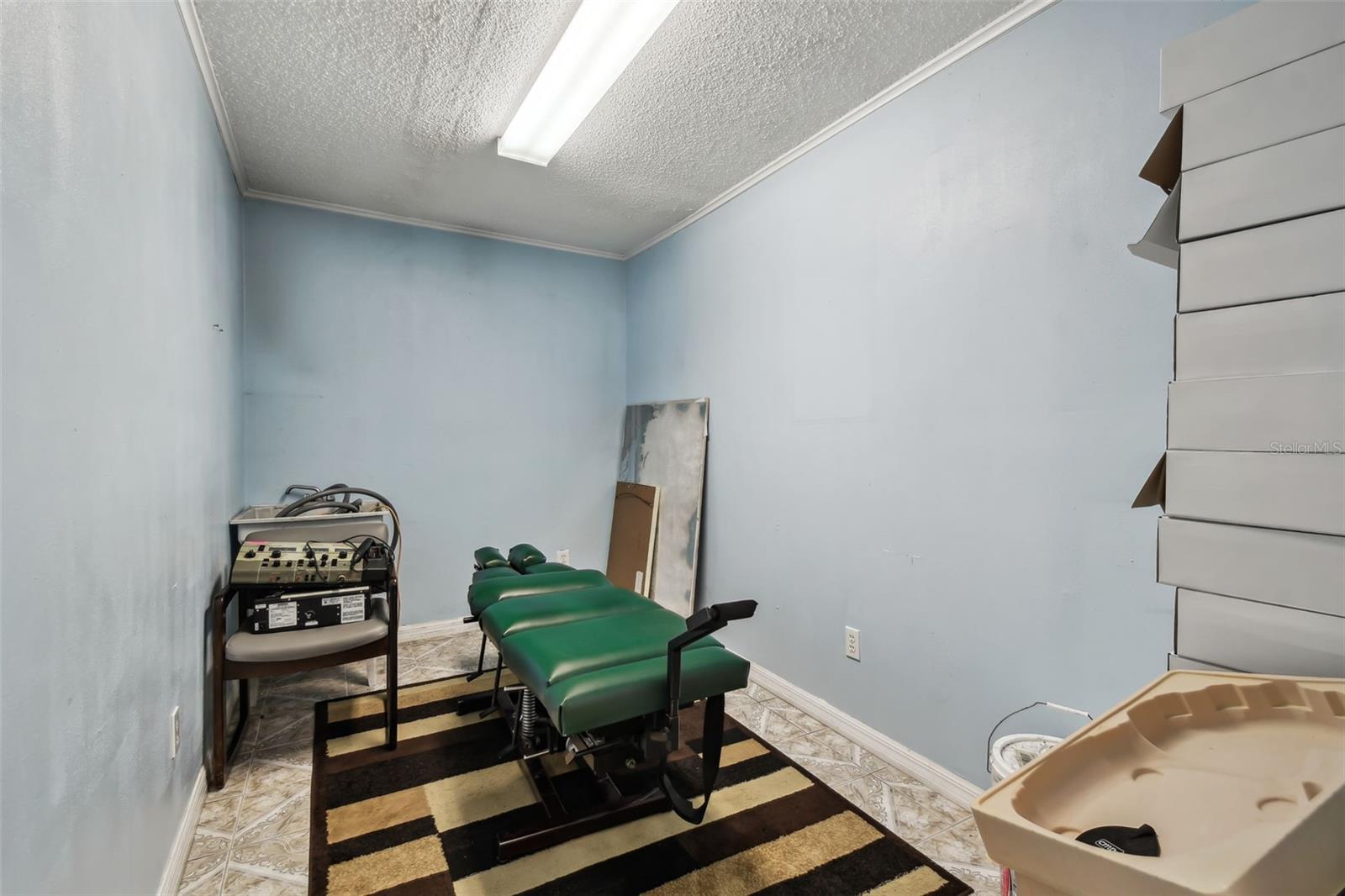 GOLDEN ACRES - Commercial Sale