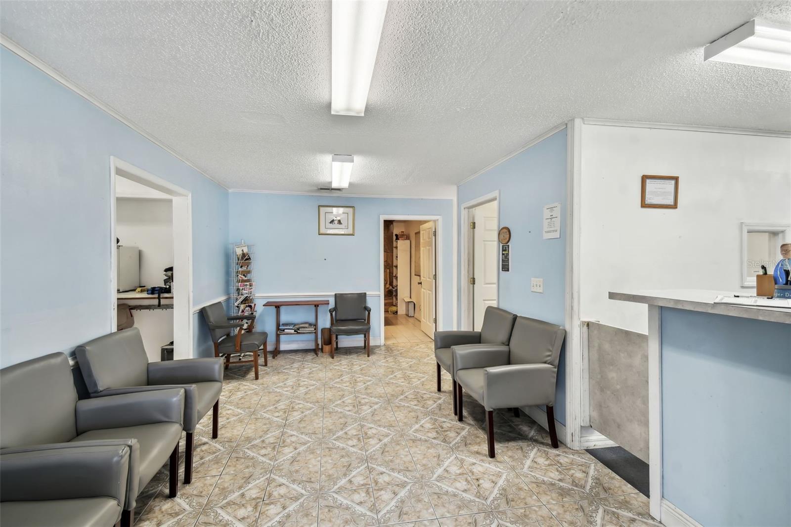 GOLDEN ACRES - Commercial Sale