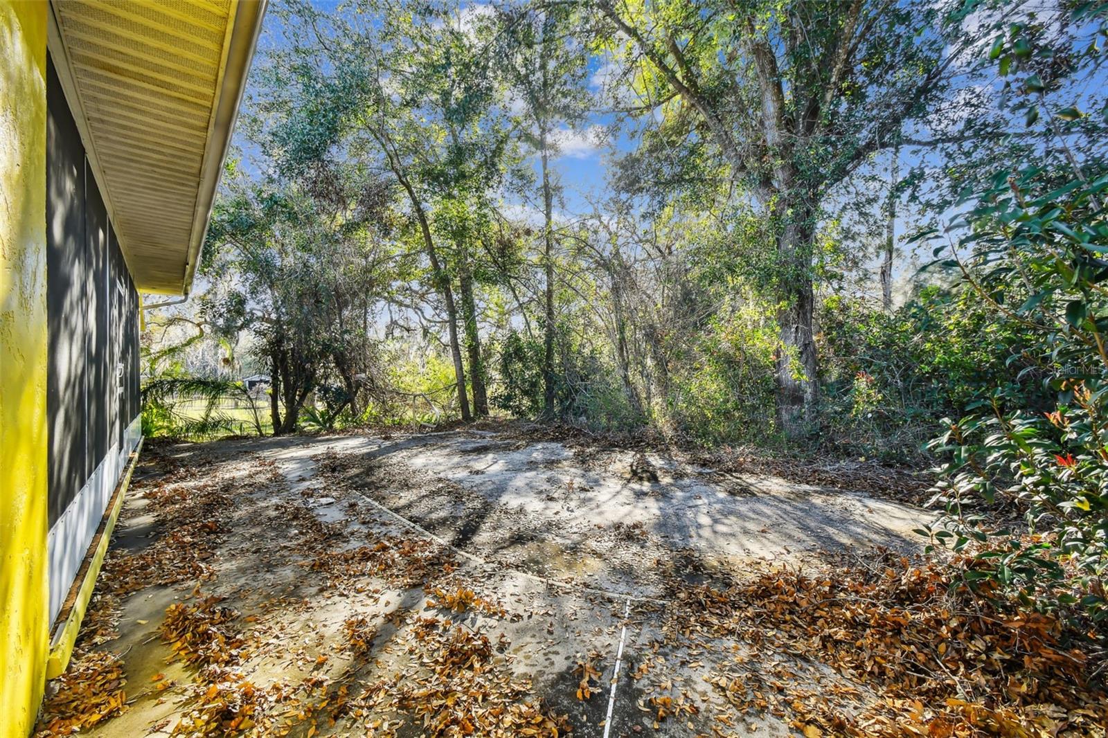 GOLDEN ACRES - Commercial Sale