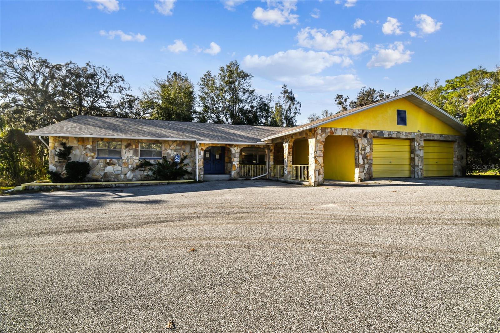 GOLDEN ACRES - Commercial Sale