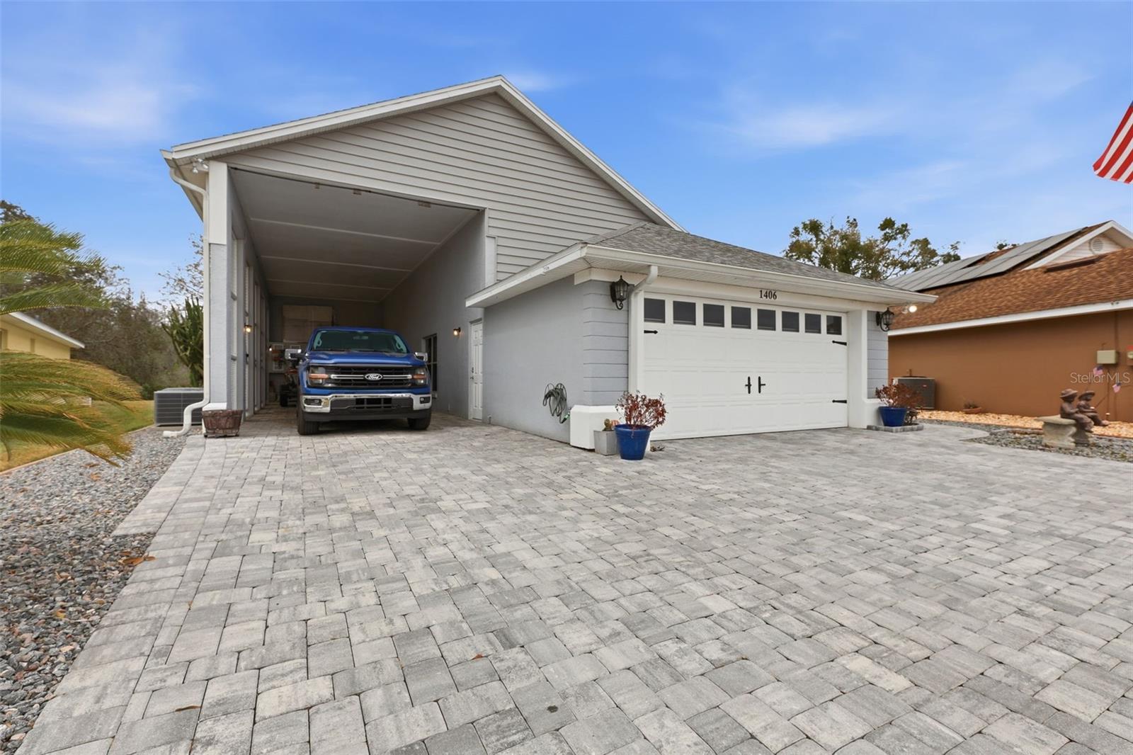 1406 CHALLENGER AVENUE