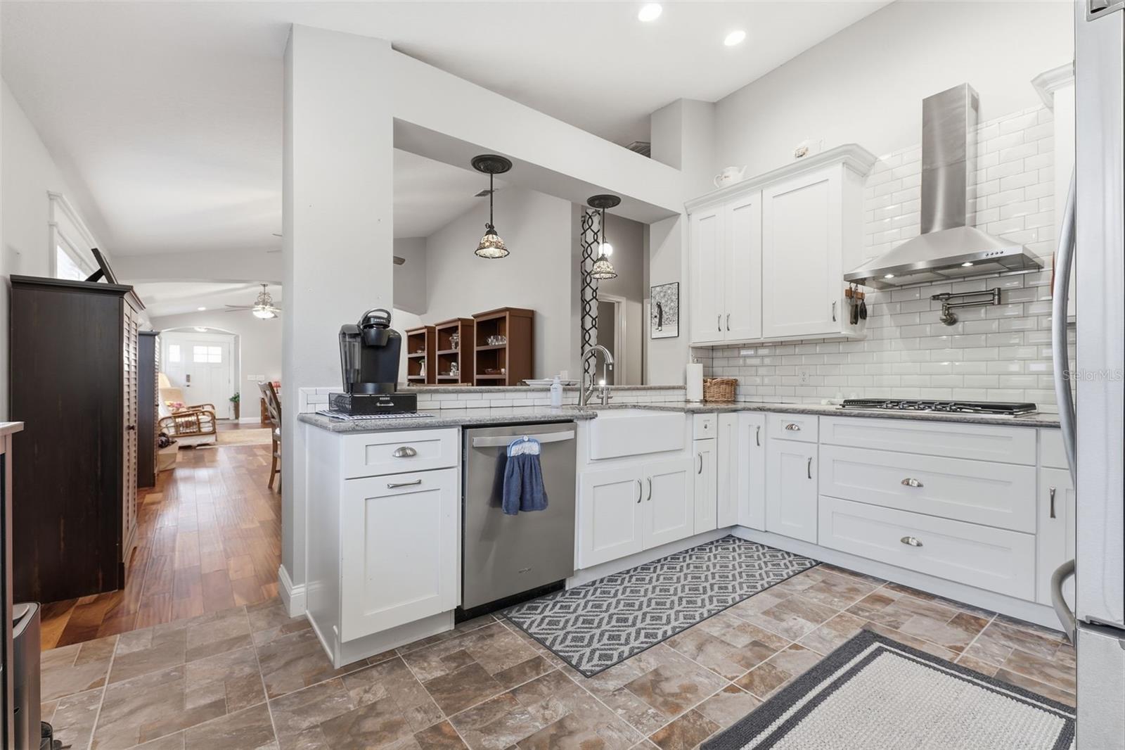 POLO PARK ESTATES - Residential