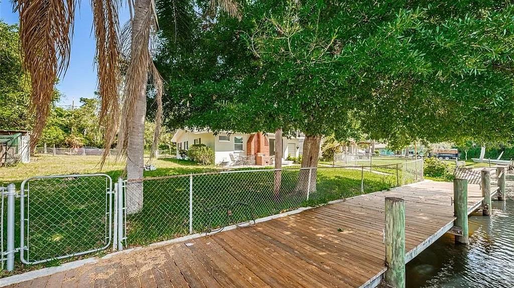 1154 LAGOON ROAD