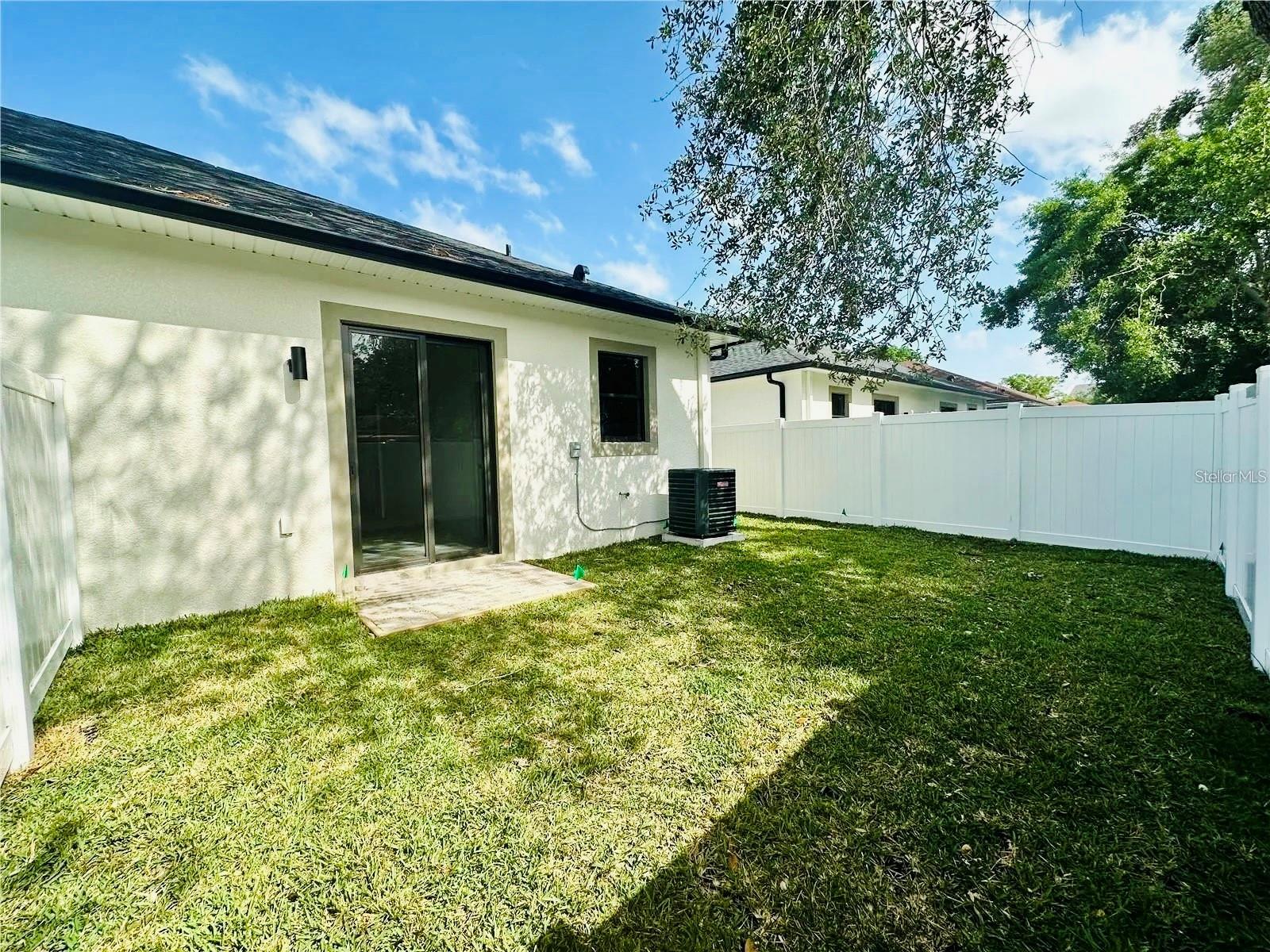 DREW PARK - Residential Lease