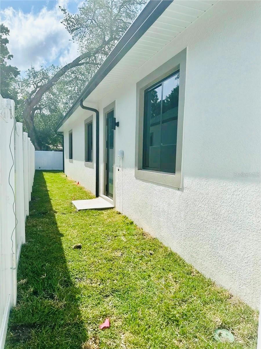 DREW PARK - Residential Lease