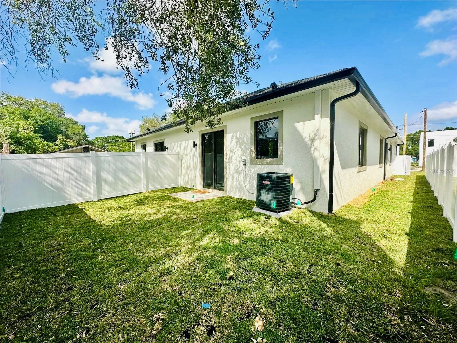 DREW PARK - Residential Lease