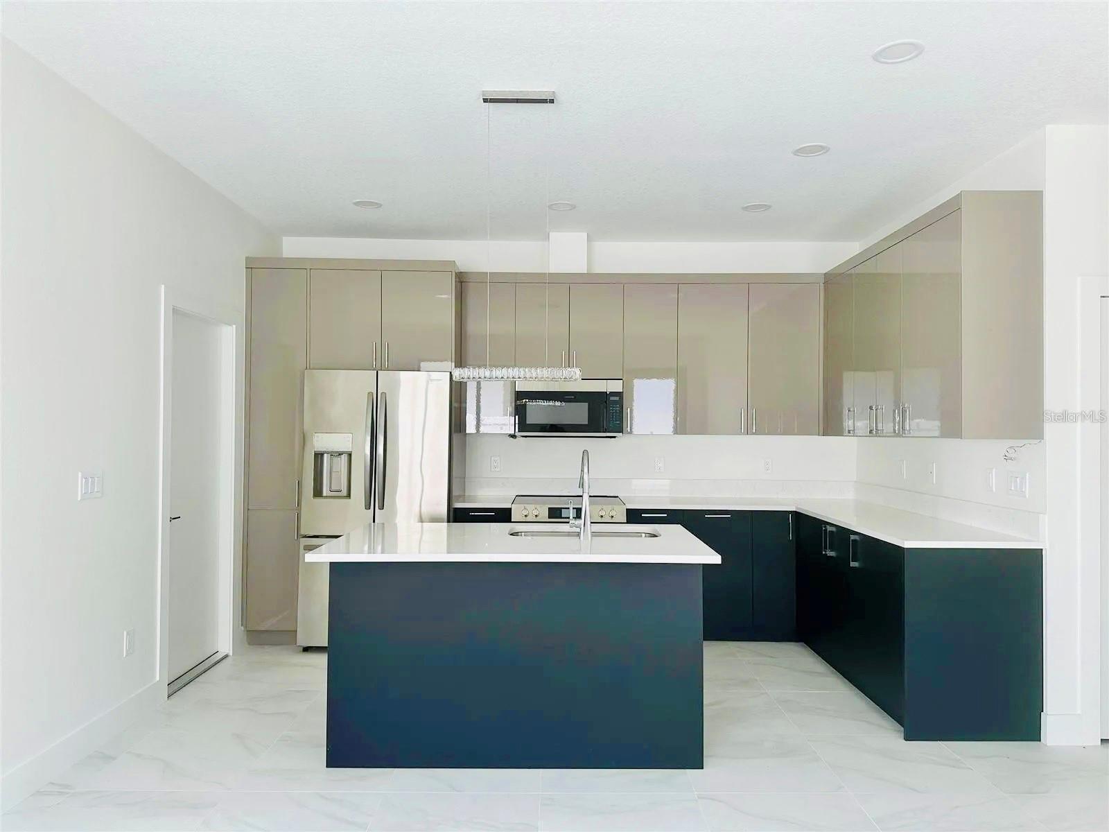 DREW PARK - Residential Lease