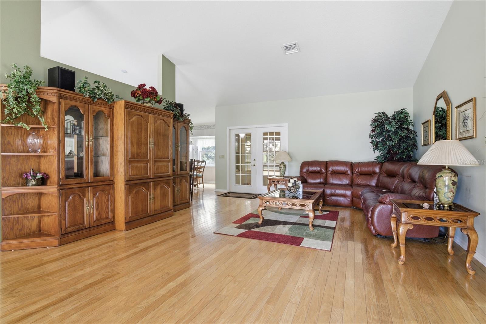 QUAIL MEADOW - Residential