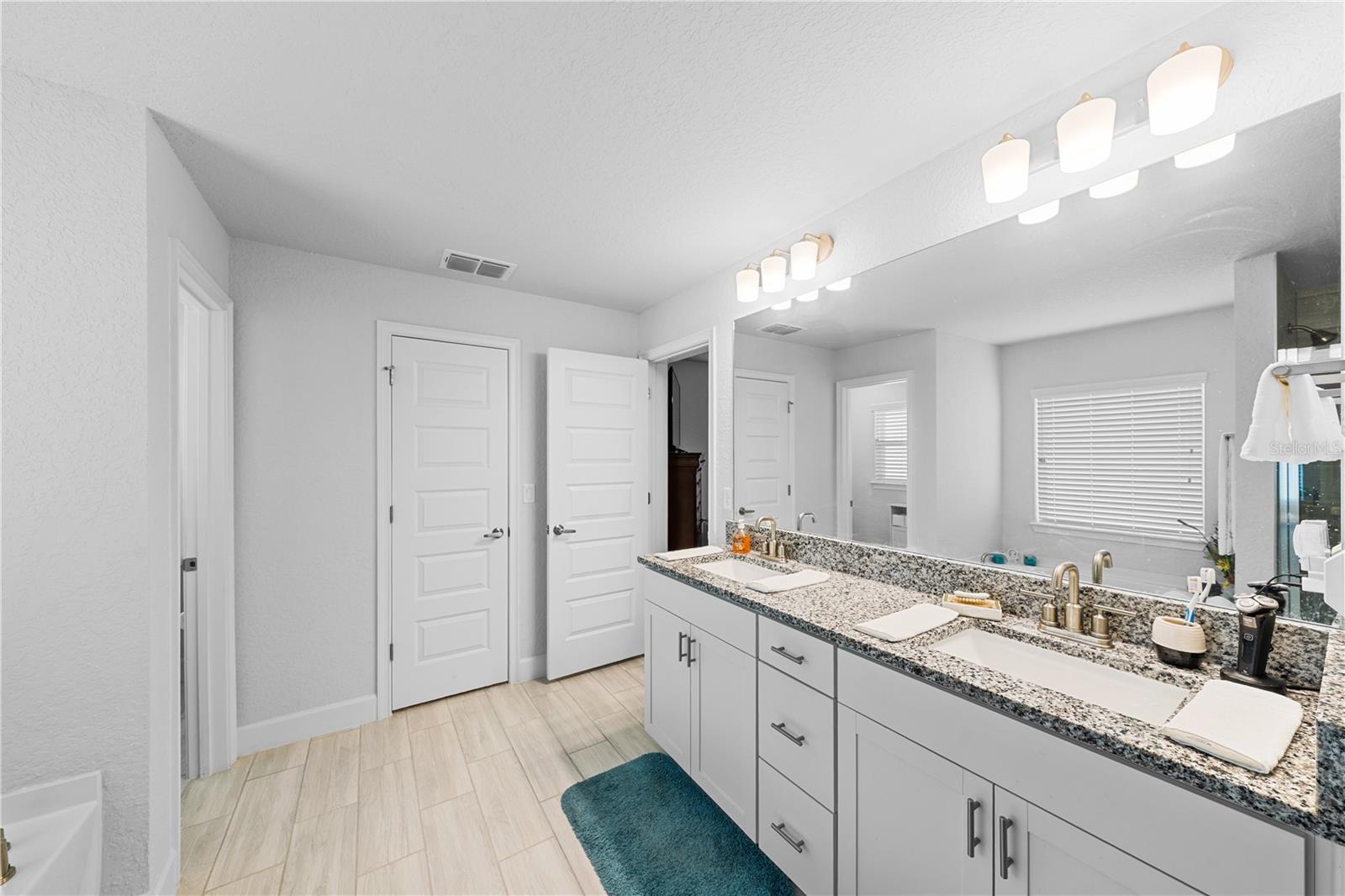 OAKS/OCALA XINGS SOUTH PH TWO - Residential
